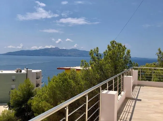 -te Golja Ξενοδοχείο *