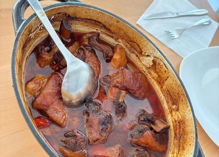 -te Golja Ξενοδοχείο Σαράντα